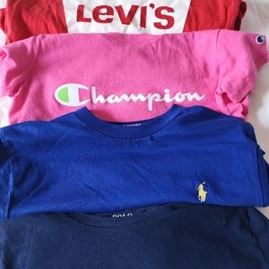 4 tops Polo, levis, champion shirts